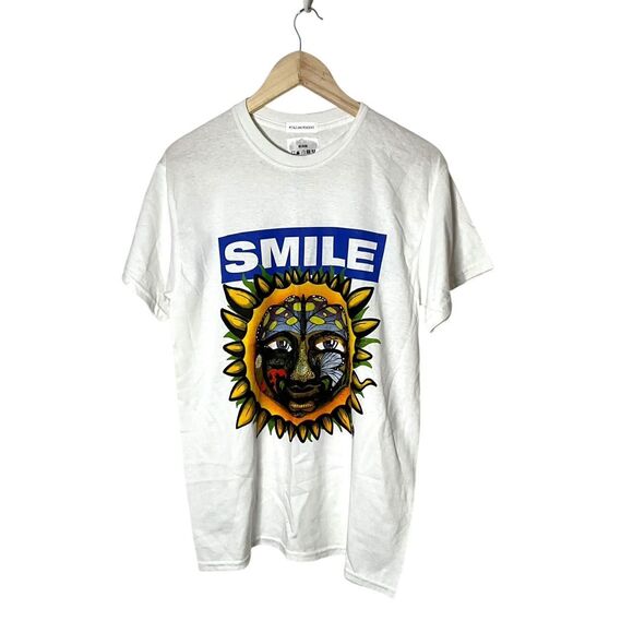Petals and Peacocks Smile Sunflower Sublime White short sleeve T-shirt Medium - Picture 1 of 3